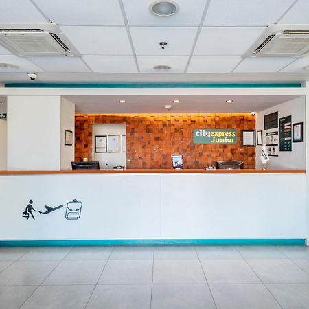 City Express Junior By Marriott Merida Altabrisa Экстерьер фото