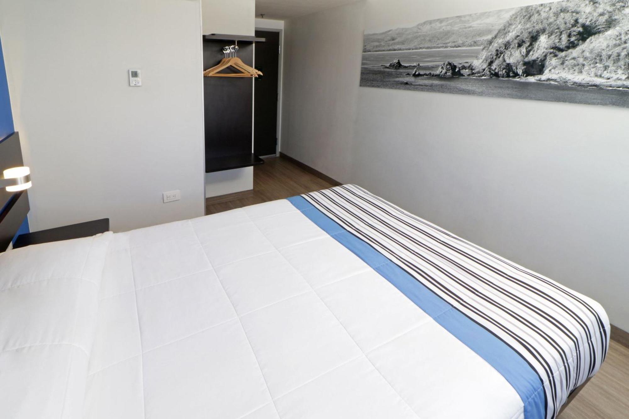 City Express Junior By Marriott Merida Altabrisa Экстерьер фото