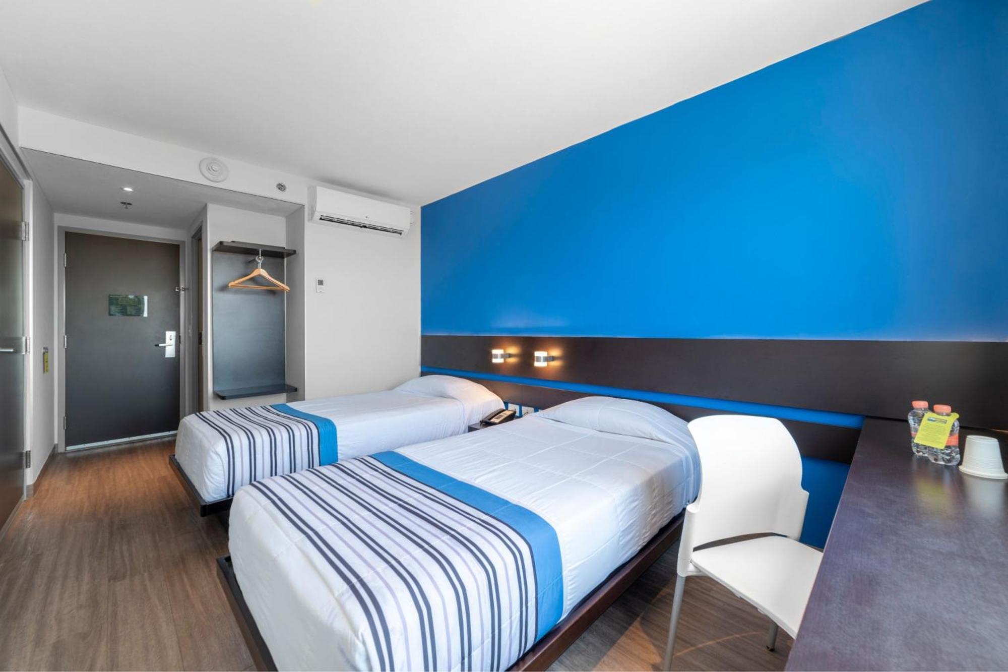 City Express Junior By Marriott Merida Altabrisa Экстерьер фото