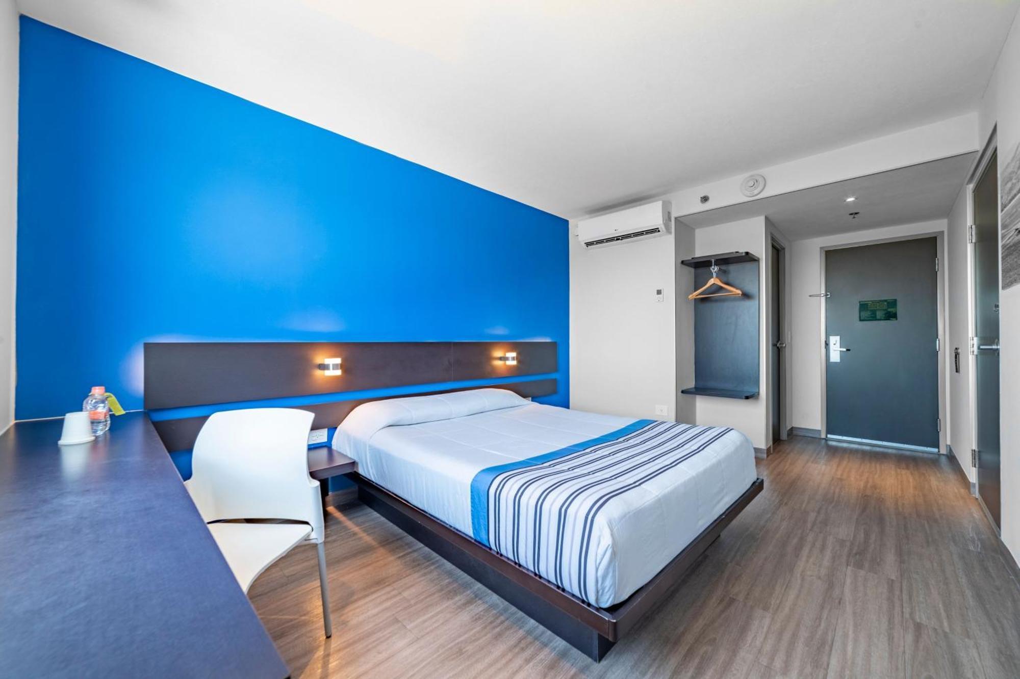 City Express Junior By Marriott Merida Altabrisa Экстерьер фото