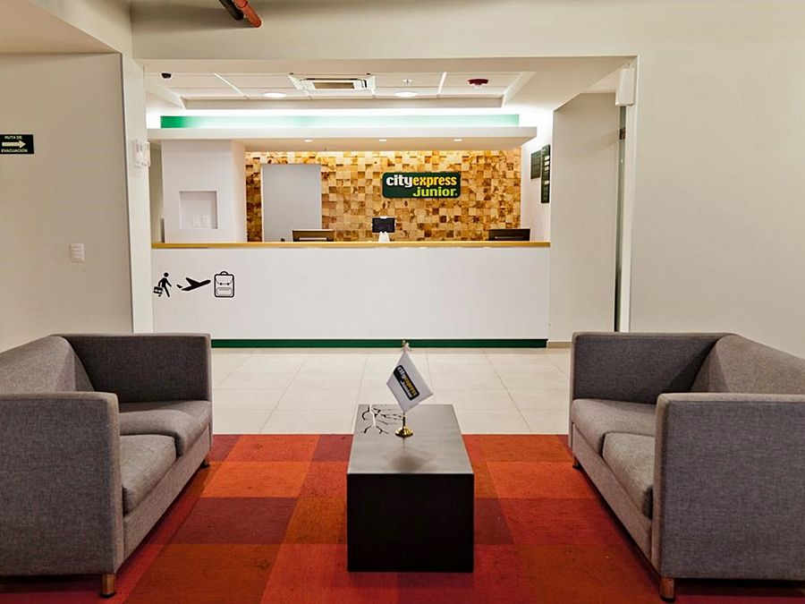 City Express Junior By Marriott Merida Altabrisa Экстерьер фото
